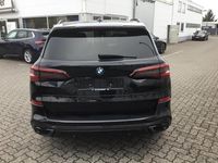 Gebraucht BMW X5 Performance 333 PS (244 kW) 2023 Schwarz SUV