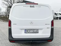 Gebraucht Mercedes Vito 190 PS (139 kW) 2026 Arktikweiß Van