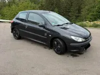 Gebraucht Peugeot 206 60 PS (44 kW) 2004 Schwarz Kleinwagen