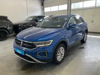 Gebraucht VW T-Roc Life 150 PS (110 kW) 2023 Blau SUV