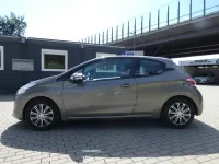 Gebraucht Peugeot 208 Active 82 PS (60 kW) 2014 Spirit grey Kleinwagen
