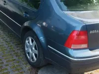 Gebraucht VW Bora 100 PS (73 kW) 2005 Blau Kleinwagen