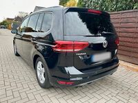Gebraucht VW Touran Highline 150 PS (110 kW) 2015 Schwarz Van / Kleinbus