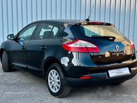 Gebraucht Renault Mégane 116 PS (85 kW) 2013 Schwarz Limousine