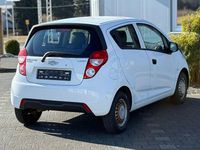 Gebraucht Chevrolet Spark 68 PS (50 kW) 2014 Weiß Kleinwagen