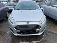 Gebraucht Ford Fiesta Trend 82 PS (60 kW) 2015 Silber Kleinwagen
