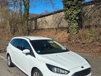 Gebraucht Ford Focus Titanium 125 PS (91 kW) 2016 Weiß Kombi