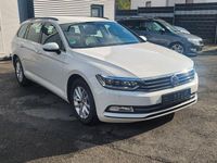 Gebraucht VW Passat R 150 PS (110 kW) 2018 Weiß Kombi