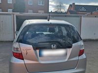 Gebraucht Honda Jazz Trend 90 PS (66 kW) 2011 Silber Kleinwagen