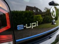 Gebraucht VW e-up! Active 61 kW (83 PS) 2021 Schwarz Kleinwagen