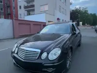 Gebraucht Mercedes E280 Avantgarde 177 PS (130 kW) 2004 Schwarz Limousine