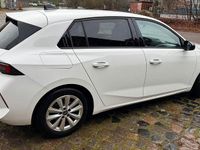 Gebraucht Opel Astra Business Edition 131 PS (96 kW) 2023 Weiß Limousine
