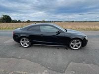 Używany Audi A5 S-Line 190 KM (139 kW) 2011 Czarny Coupe