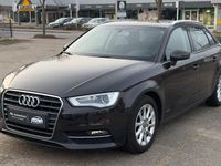 Gebraucht Audi A3 Attraction 150 PS (110 kW) 2014 Braun Limousine