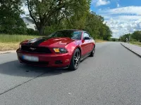 Gebraucht Ford Mustang 215 PS (158 kW) 2010 Rot Cabrio
