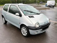 Second-hand Renault Twingo Initiale 75 CP (55 kW) 2002 Argintiu Hatchback