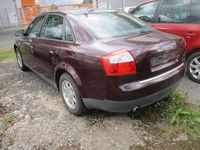 Gebraucht Audi A4 102 PS (75 kW) 2005 Rot Limousine