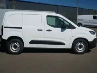 Neu Fiat Doblò 102 PS (75 kW) 2026 Weiß Van / Kleinbus
