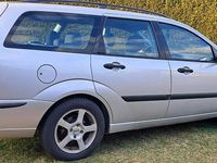 Gebraucht Ford Focus 116 PS (85 kW) 2002 Silber Kombi