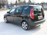 Gebraucht Skoda Roomster 86 PS (63 kW) 2011 Black magic perleffekt Van / Kleinbus