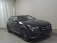 Gebraucht Mercedes E220 200 PS (147 kW) 2022 Schwarz