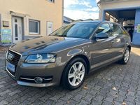 Gebraucht Audi A3 Attraction 105 PS (77 kW) 2013 Grau Limousine