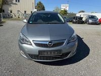 Używany Opel Astra Innovation 110 KM (80 kW) 2012 Srebrny Kombi