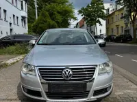 Second-hand VW Passat Sportline 140 CP (102 kW) 2008 Negru Berlinǎ