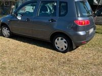 Second-hand Mazda 2 80 CP (58 kW) 2004 Gri Hatchback