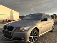 Gebraucht BMW 318 143 PS (105 kW) 2009 Grau Limousine