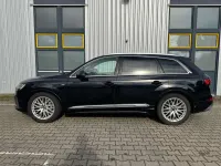 Gebraucht Audi Q7 S-Line 340 PS (250 kW) 2021 Orcaschwarz/deep black SUV