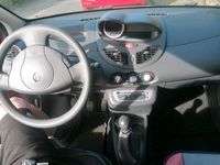 Gebraucht Renault Twingo 75 PS (55 kW) 2012 Rot Kleinwagen