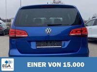 Gebraucht VW Sharan Highline 150 PS (110 kW) 2019 Blau metallic Van / Kleinbus