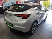 Gebraucht Opel Astra Elegance 105 PS (77 kW) 2020 Silber Limousine