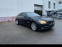 Second-hand BMW 740 306 CP (225 kW) 2012 Berlinǎ