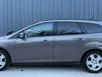 Gebraucht Ford Focus Trend 101 PS (74 kW) 2013 Braun Kombi
