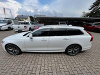 Gebraucht Volvo V90 Momentum 190 PS (139 kW) 2019 Weiß Kombi