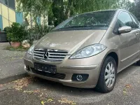 Gebraucht Mercedes A150 Elegance 95 PS (69 kW) 2004 Gold Van / Kleinbus