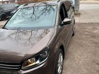 Gebraucht VW Touran 150 PS (110 kW) 2013 Braun Van / Kleinbus