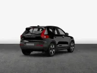 Gebraucht Volvo XC40 Plus 163 PS (119 kW) 2025 Onyx schwarzmetallic SUV