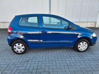 Gebraucht VW Fox 55 PS (40 kW) 2005 Violet Kleinwagen