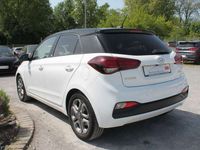 gebraucht Hyundai i20 1.Hand, Navi, Kamera, Automatik, SHZ, PDC