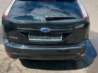Occasion Ford Focus 100 ch (73 kW) 2009 Noir Citadine