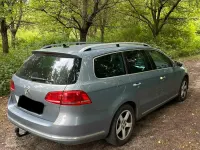 Gebraucht VW Passat Highline 105 PS (77 kW) 2012 Blau Kombi