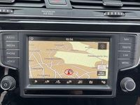 Gebraucht VW Touran Comfortline 150 PS (110 kW) 2015 Blau Van / Kleinbus