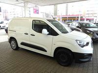Używany Opel Combo Edition 102 KM (75 kW) 2019 Biały Minivan