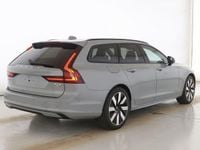 Gebraucht Volvo V90 Plus 253 PS (186 kW) 2025 Vapour grey Kombi