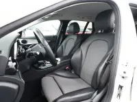 Gebraucht Mercedes C200 Avantgarde 160 PS (117 kW) 2021 Polarweiß polarweiß Limousine
