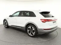 Second-hand Audi e-tron Advanced 230 kW (313 CP) 2022 Alb SUV