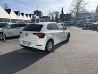 Gebraucht VW Polo Style 95 PS (69 kW) 2024 Pure white schwarz Kleinwagen